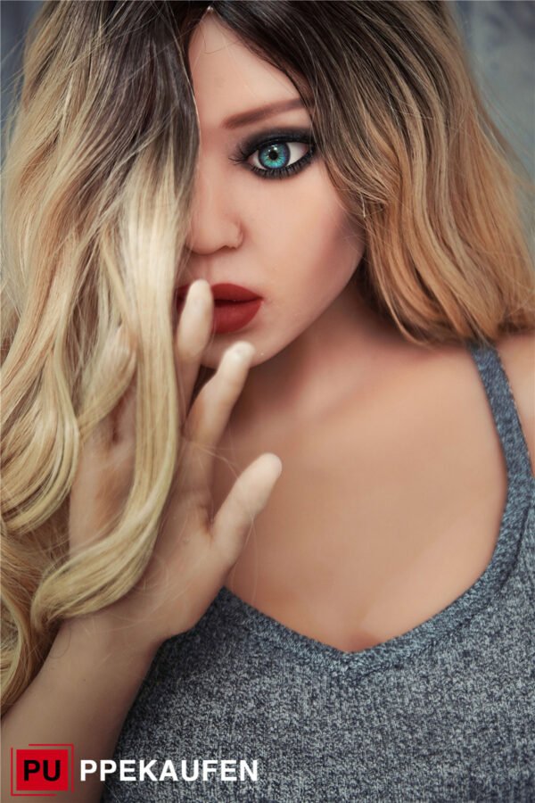 sexpuppe 8215